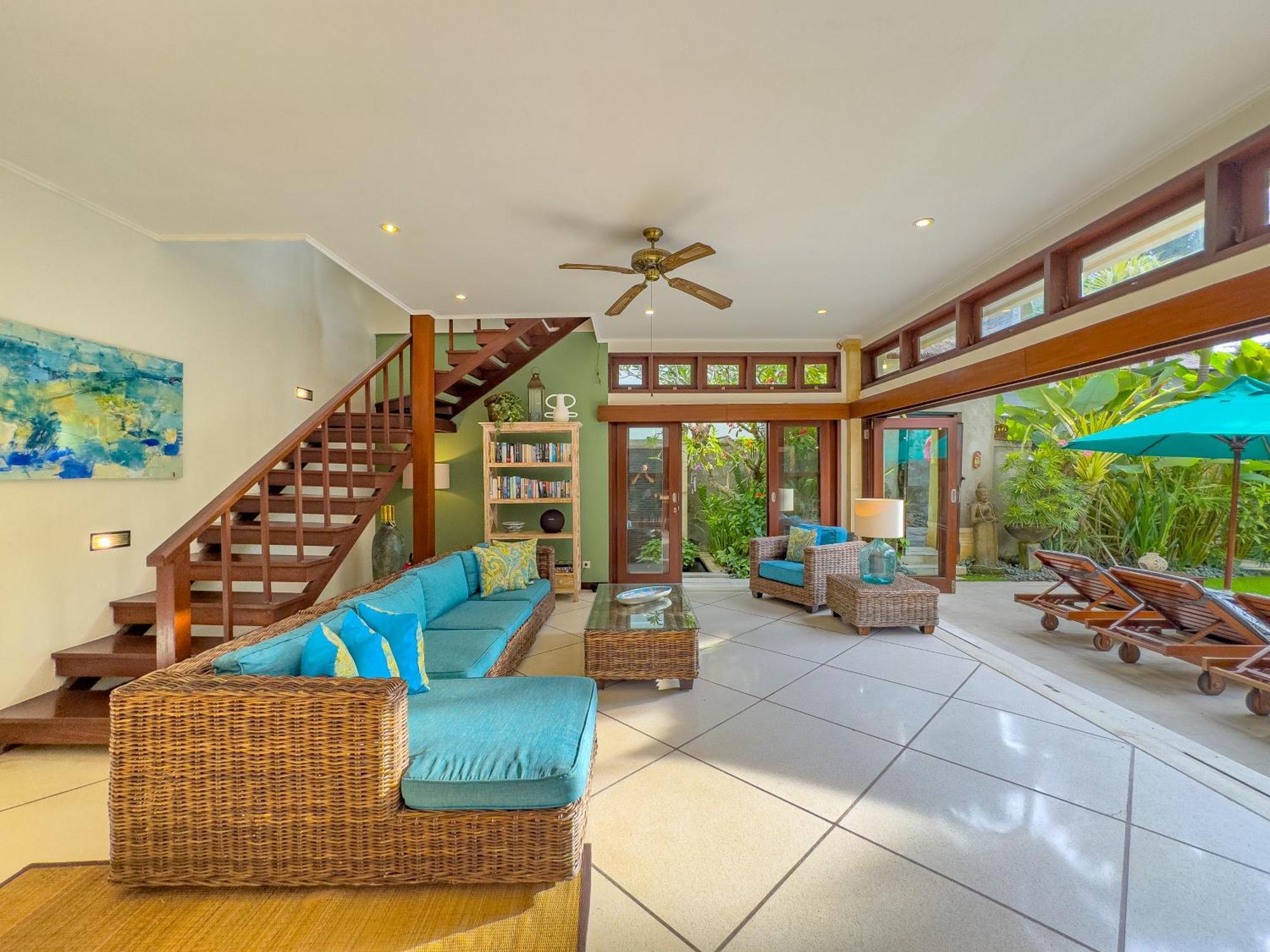 Villa Bugis Drupadi Seminyak Номер фото